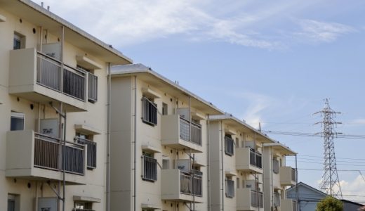 シングルマザーが家賃を抑えるのに人気の団地！入居の条件とメリット・デメリットを解説